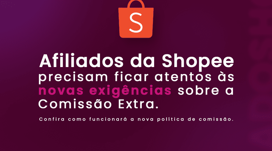 mesa com papéis